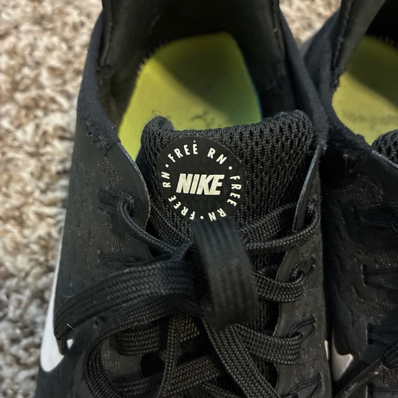 Nike Women’s Black Lace Up Free RN Running Shoes Black- Size 7.5 - Picture 7 of 10